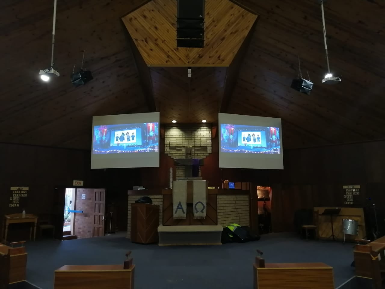 Church Line Array Installation, Vivitek HD Projectors