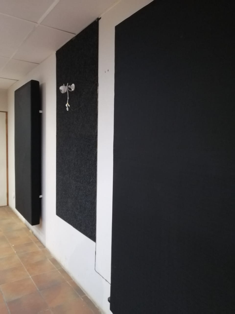 Acoustic Panels Dampen and absorb sound Waves